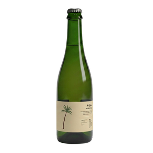 botella de vino playa